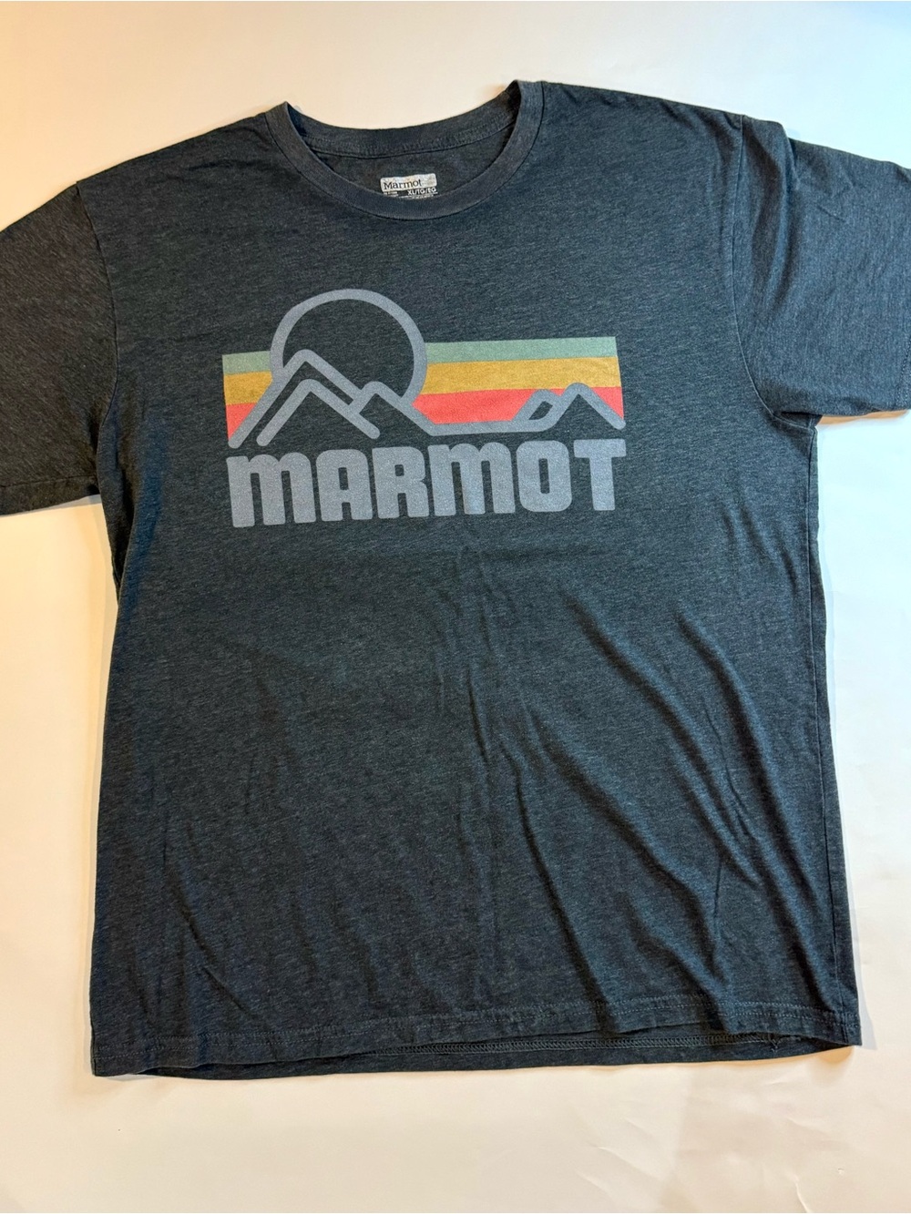 Marmot Men's T-Shirt Size XLGray Charcoal Short Sleeve Mountains Graphic Outdoor